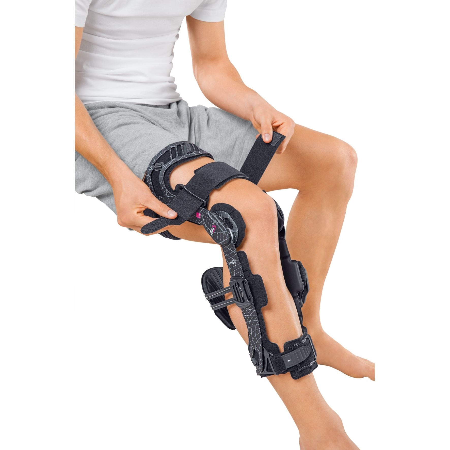 M.4s PCL Dynamic Knee Brace
